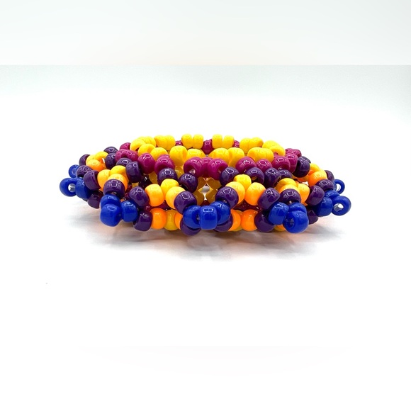 “Kurzgesagt” Custom 3D UFO PLUR Rave Kandi Cuff - Picture 3 of 3